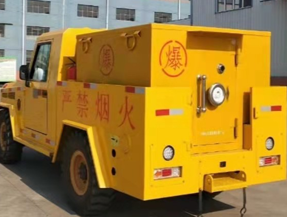 梧州凯龙爆破器材运输车：保障爆破任务的安全运行